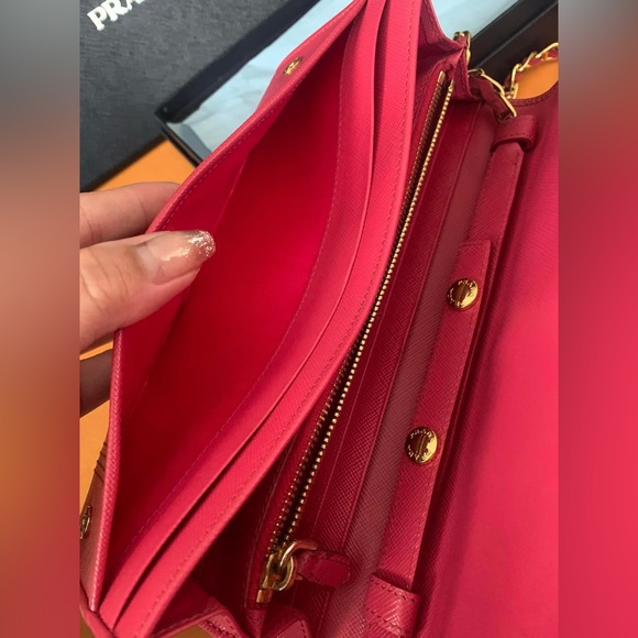 Sold🎀🎀PRADA Peonia Pink Saffiano Metal Wallet on Chain - Picture 15 of 16